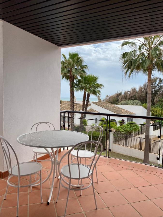 Sunshine Beach Front Complex, Wifi, Modern Casares Eksteriør bilde